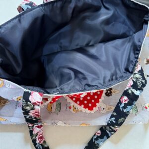 ウサギ耳付き布製バッグの中の様子